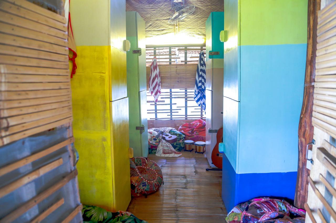 Flotsam And Jetsam Artist Beach Hostel San Juan  Exteriér fotografie