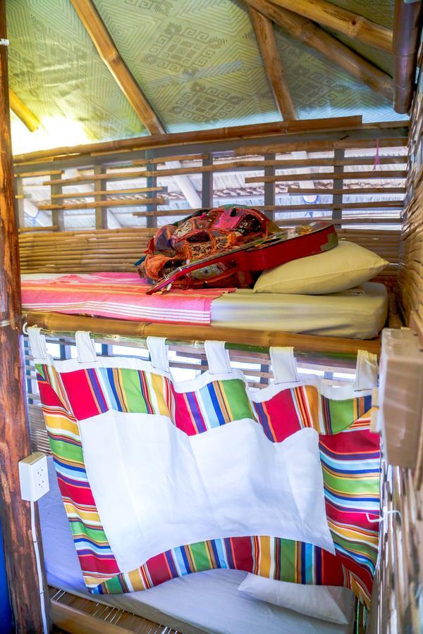 Flotsam And Jetsam Artist Beach Hostel San Juan  Exteriér fotografie