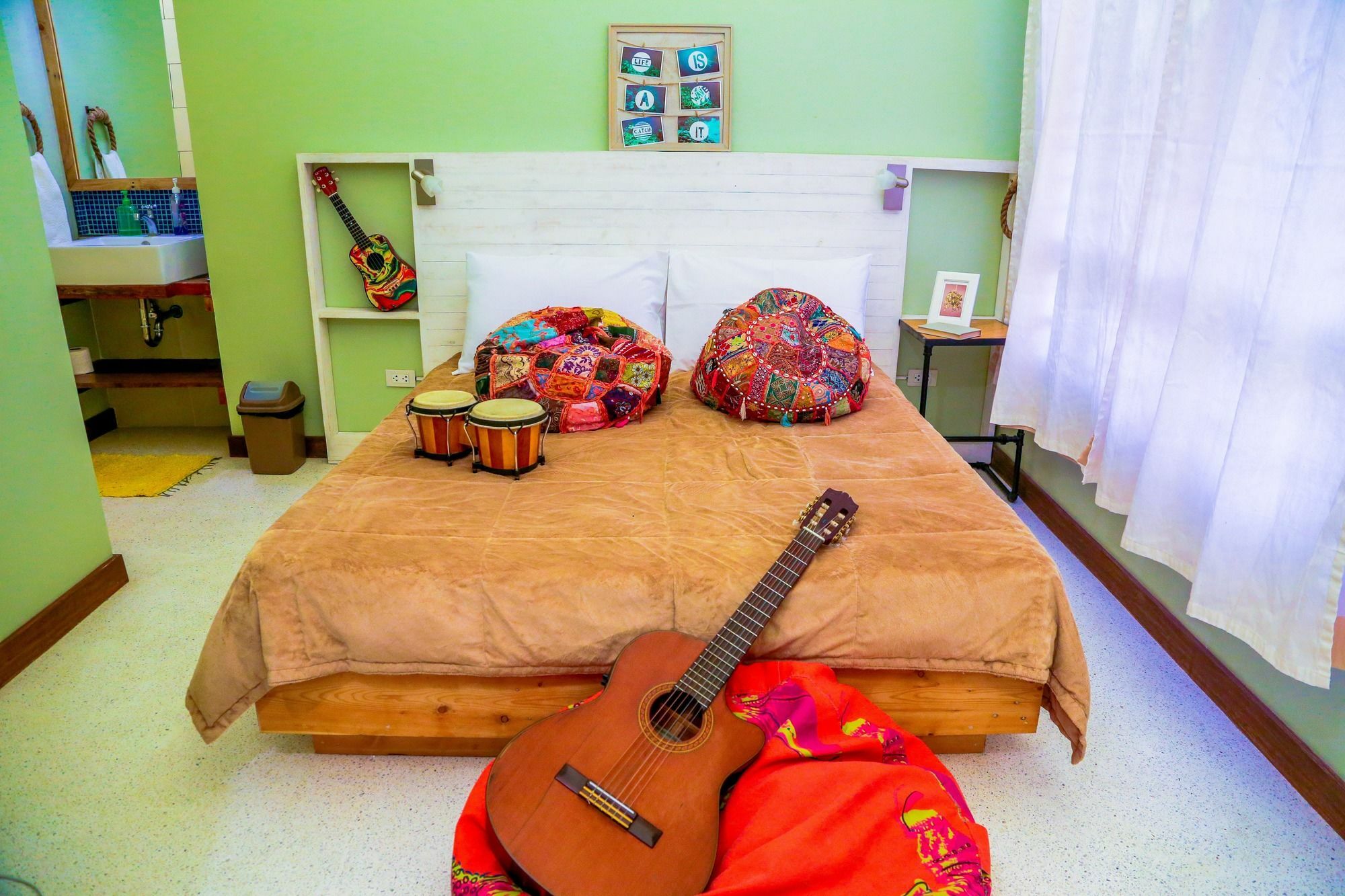 Flotsam And Jetsam Artist Beach Hostel San Juan  Exteriér fotografie